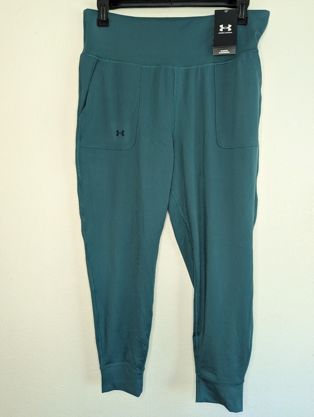 NWT Under Armour Motion Joggers Women's Size XL